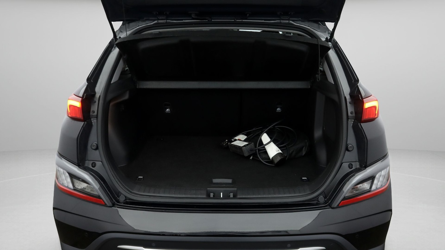 Used Hyundai KONA 2023 for sale - 77631170: Photo 17