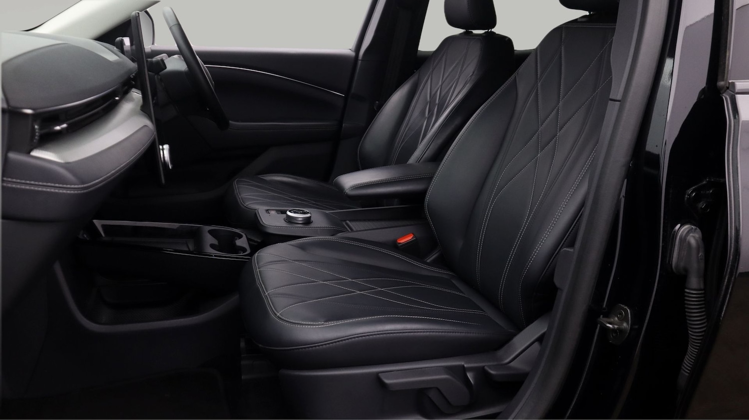 Used Ford Mustang Mach-E 2023 for sale - 77365509: Photo 14