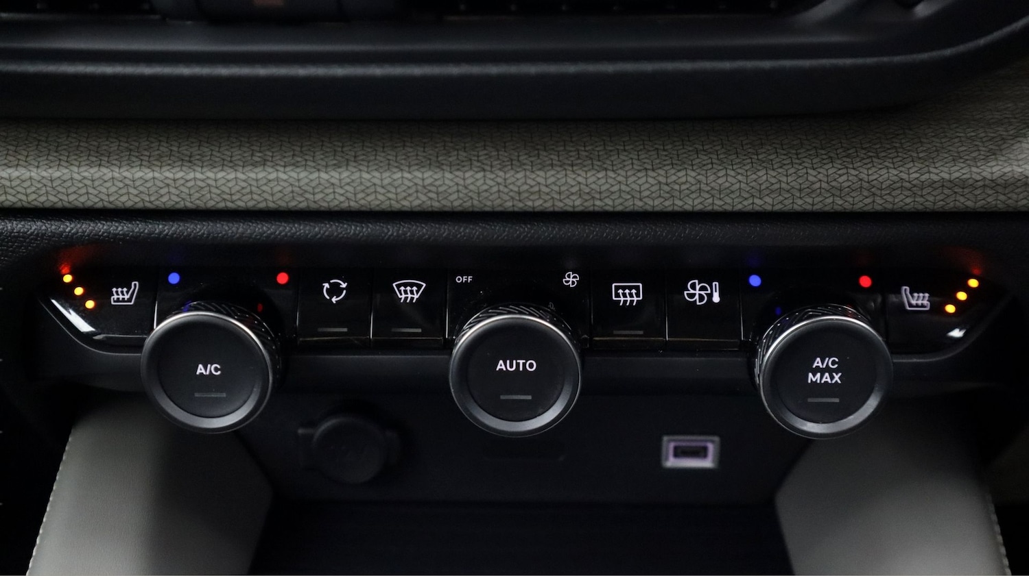 Used Citroen C5 X 2024 for sale - 78165956: Photo 12