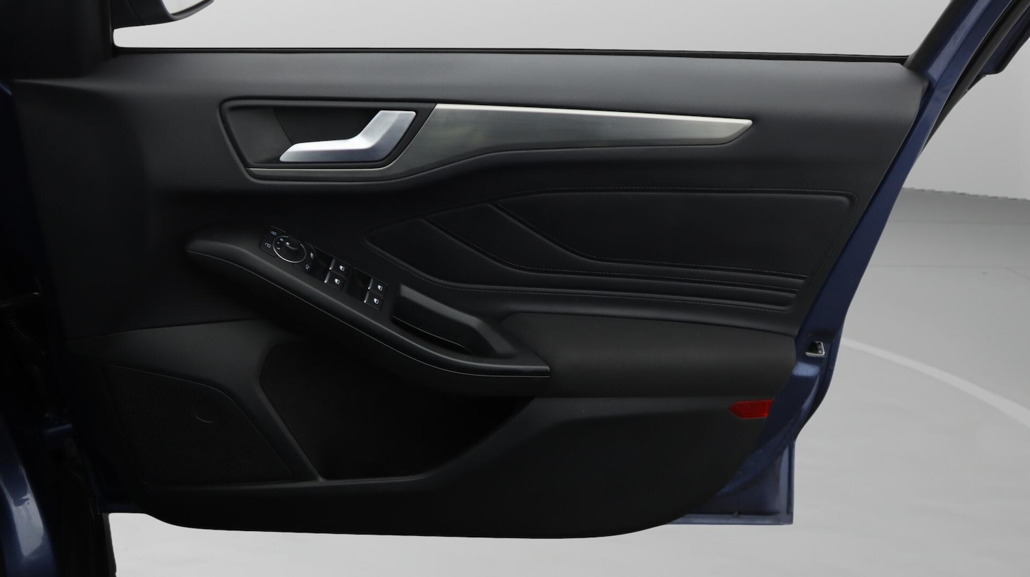 Used Ford Focus 2023 for sale - 76572853: Photo 16