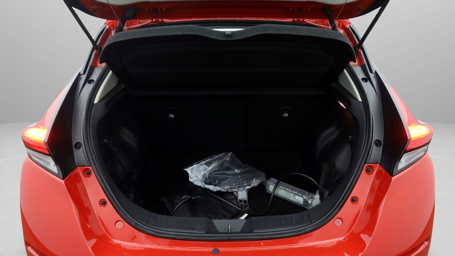 Used Nissan Leaf 2021 for sale - 77336368: Photo 17