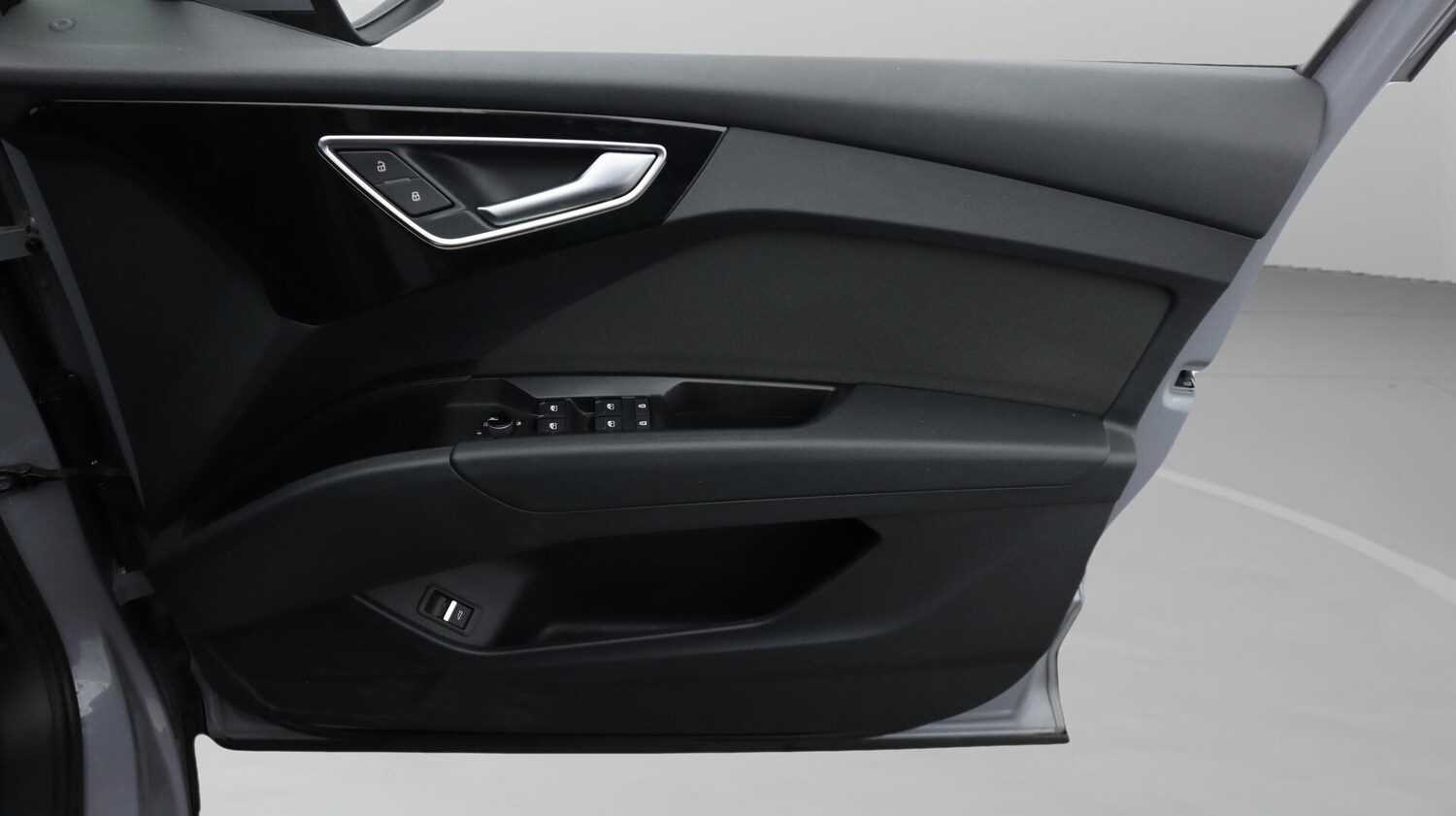 Used Audi Q4 e-tron 2022 for sale - 76645398: Photo 16