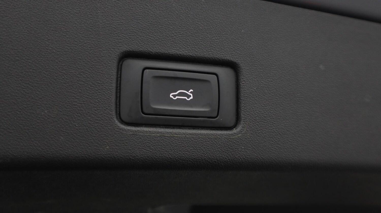 Used Audi Q4 e-tron 2022 for sale - 76645398: Photo 24