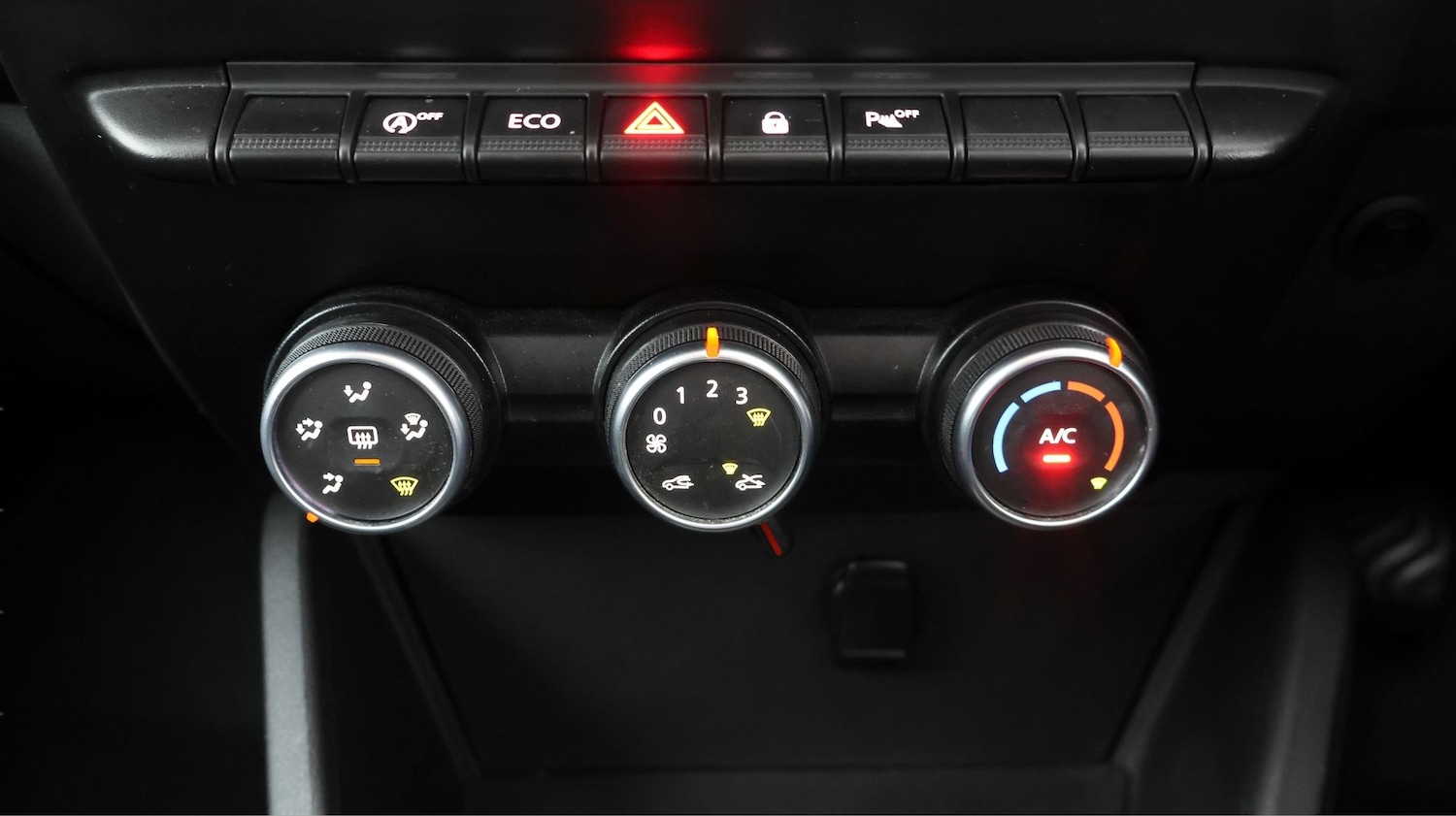 Used Dacia Duster 2021 for sale - 77950746: Photo 11