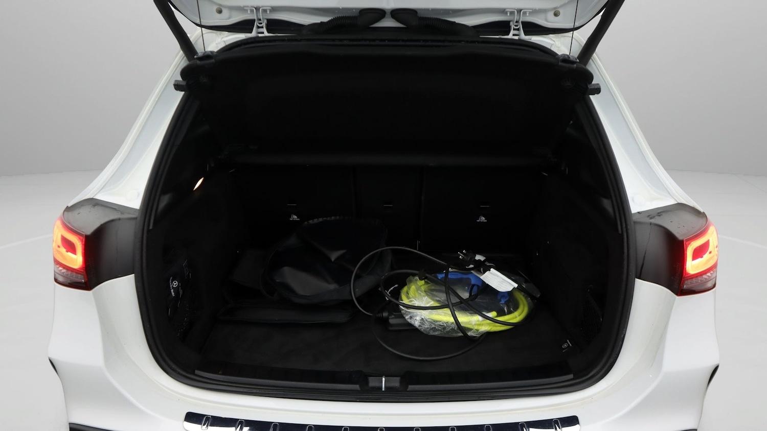 Used Mercedes-Benz GLA 2021 for sale - 77349976: Photo 17