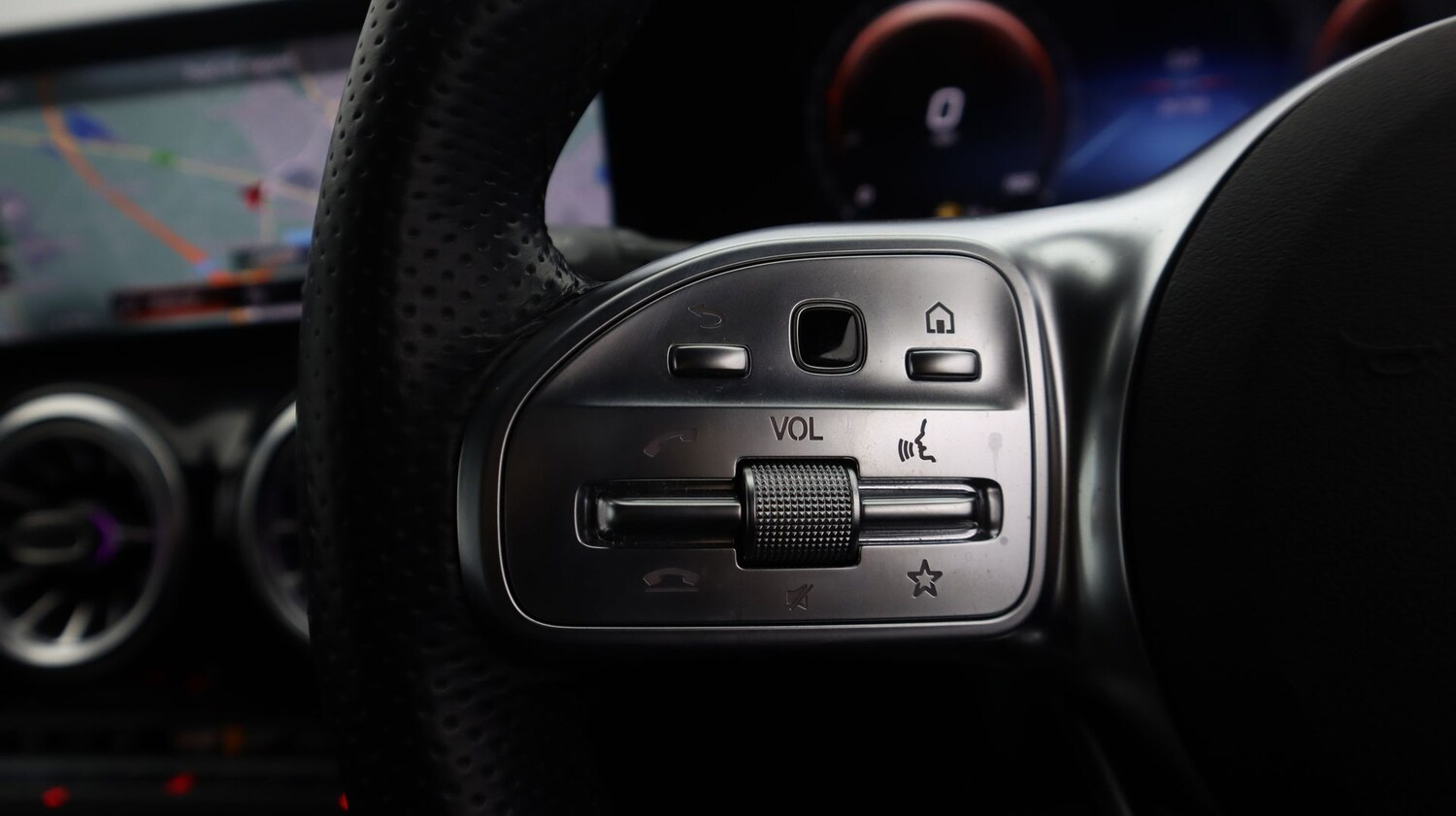 Used Mercedes-Benz GLA 2021 for sale - 77349976: Photo 24