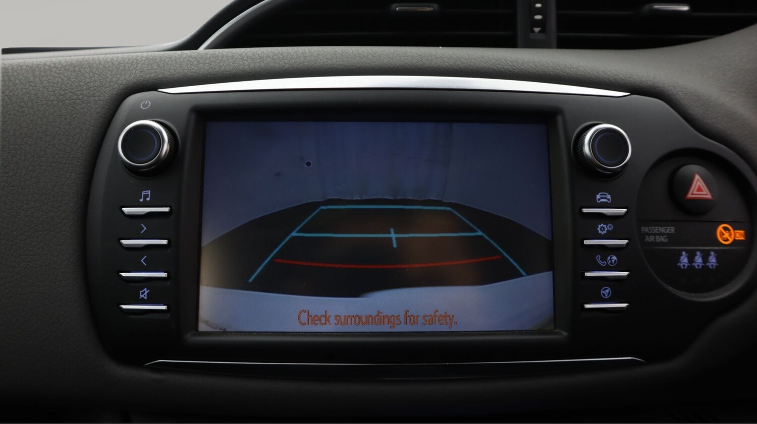 Used Toyota Yaris for sale - 77247210: Photo 21