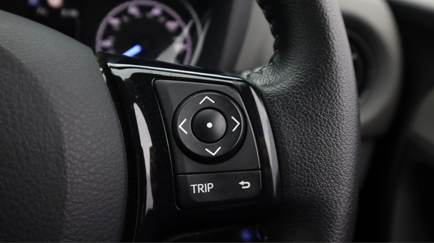 Used Toyota Yaris for sale - 77247210: Photo 22