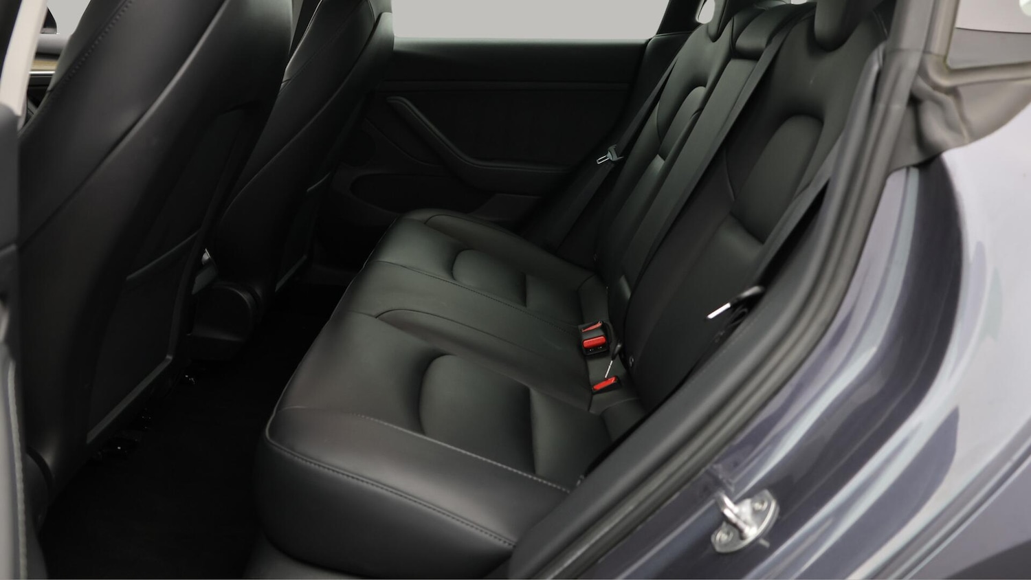 Used Tesla Model 3 2021 for sale - 76121633: Photo 17