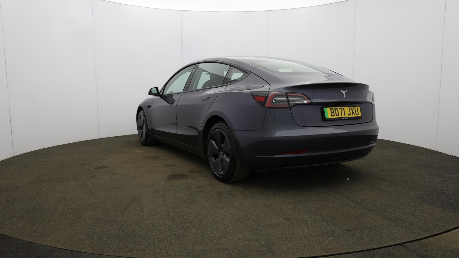 Used Tesla Model 3 2021 for sale - 76121633: Photo 46