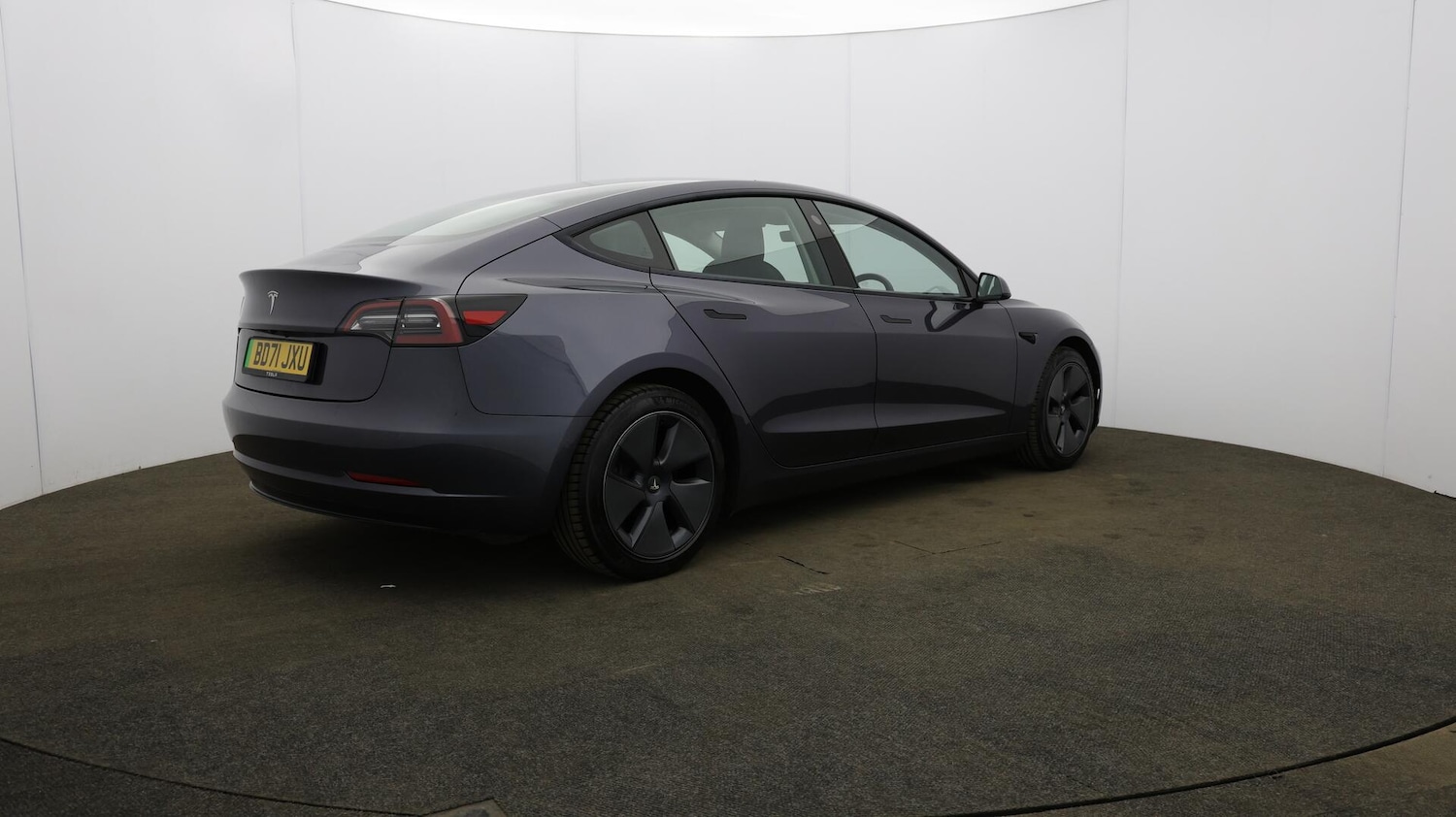 Used Tesla Model 3 2021 for sale - 76121633: Photo 61