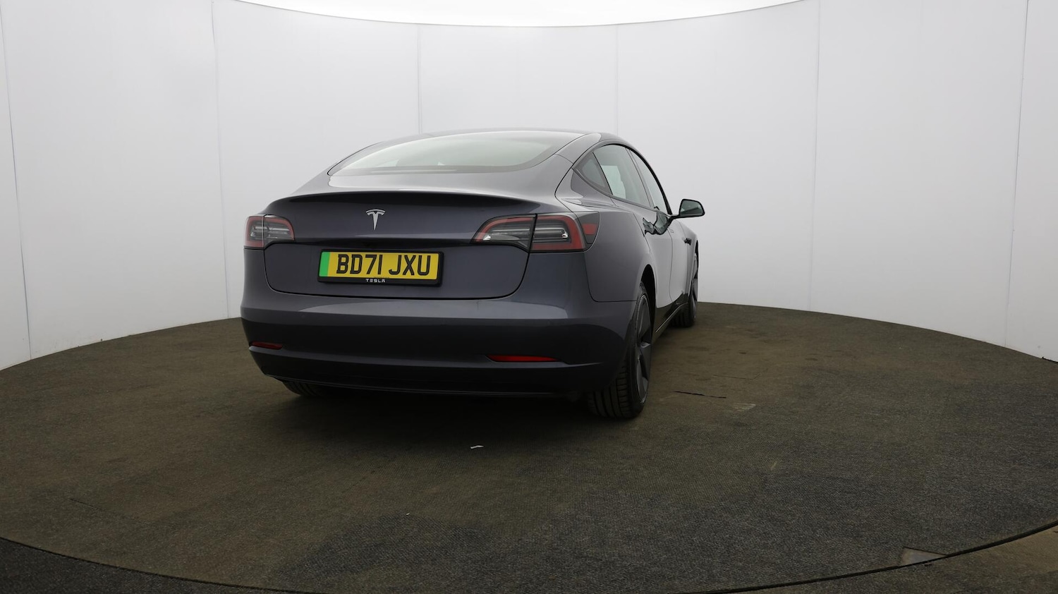 Used Tesla Model 3 2021 for sale - 76121633: Photo 64