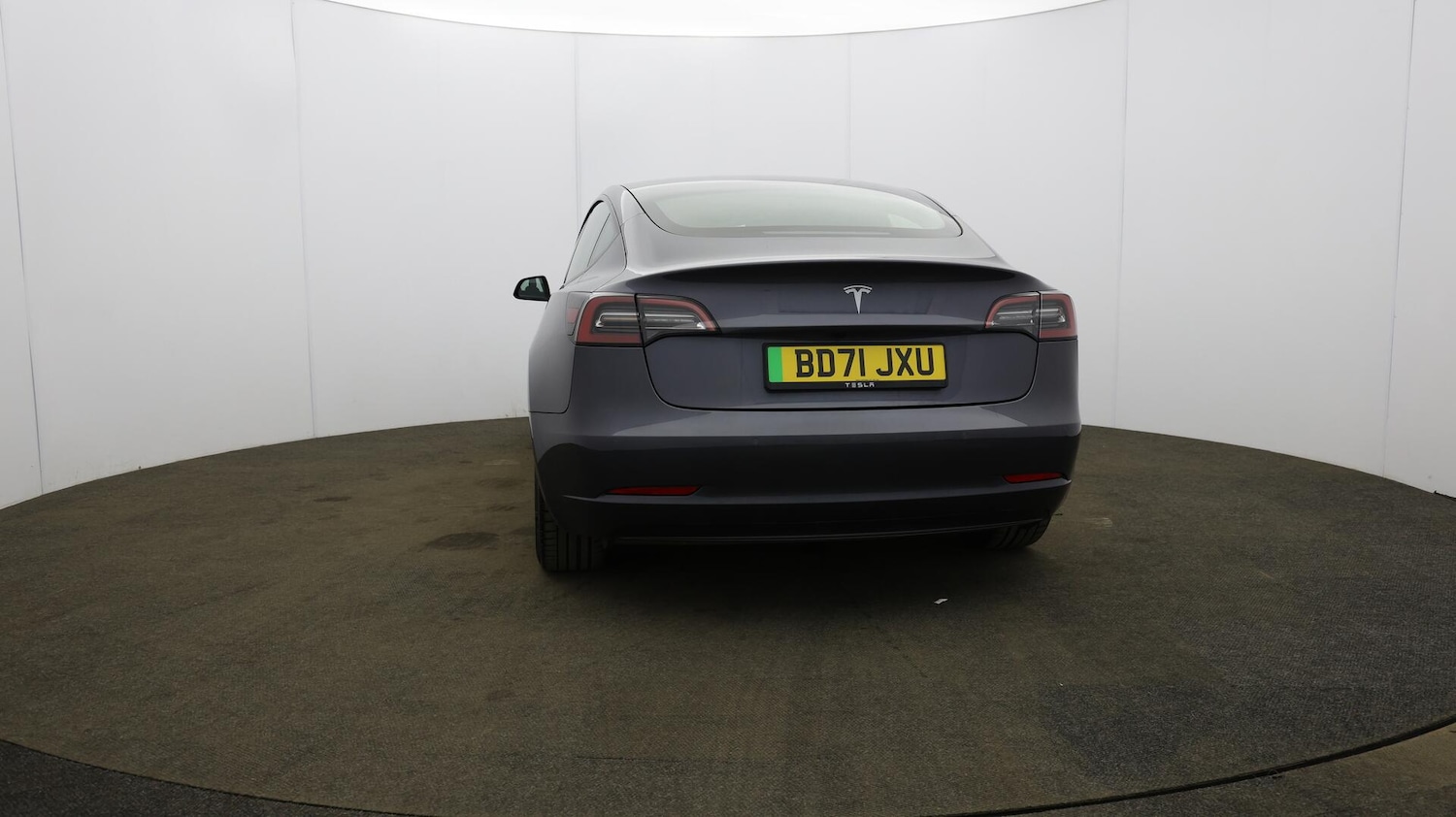 Used Tesla Model 3 2021 for sale - 76121633: Photo 67