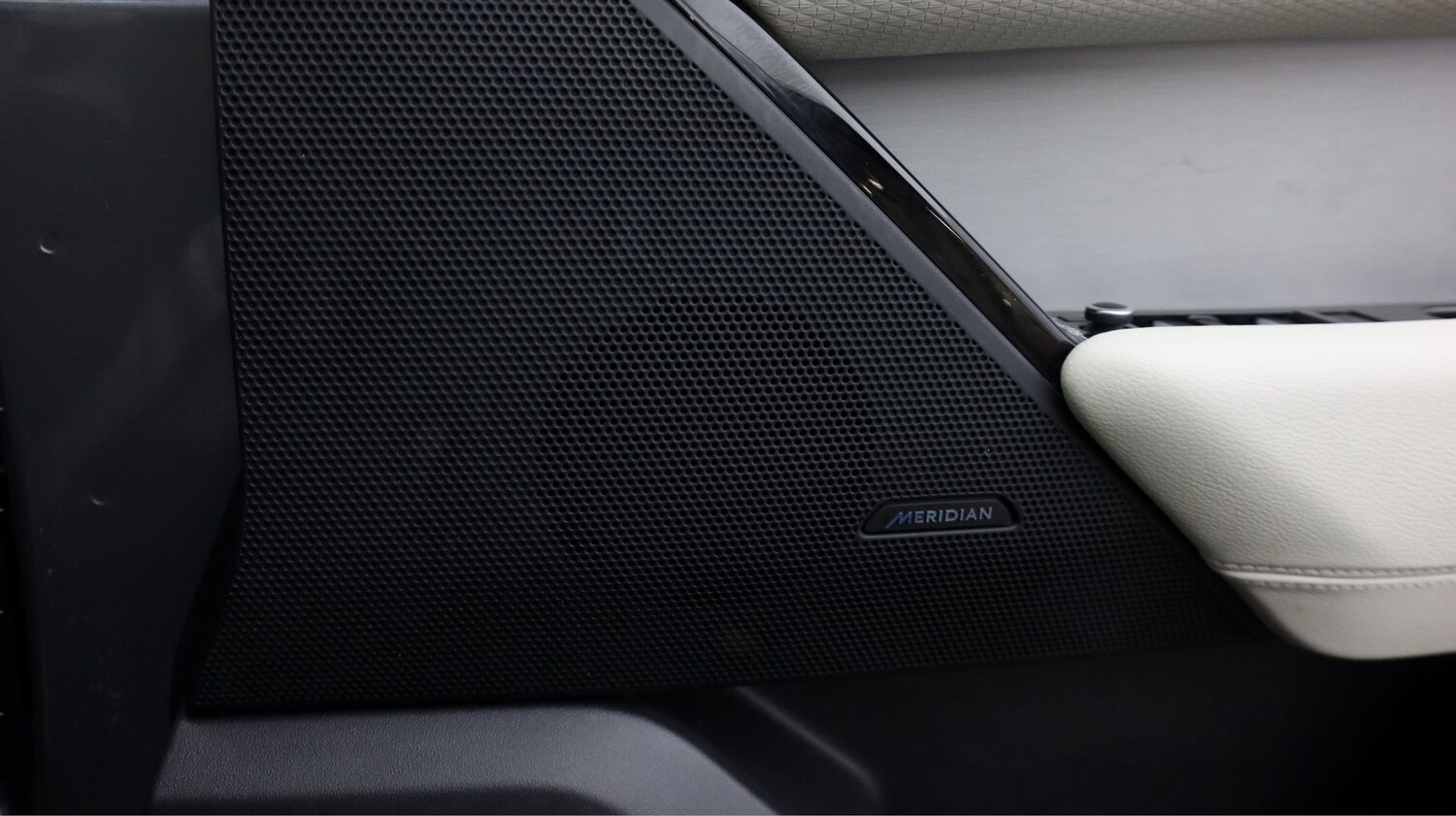 Used Land Rover Range Rover Velar 2020 for sale - 77271129: Photo 22