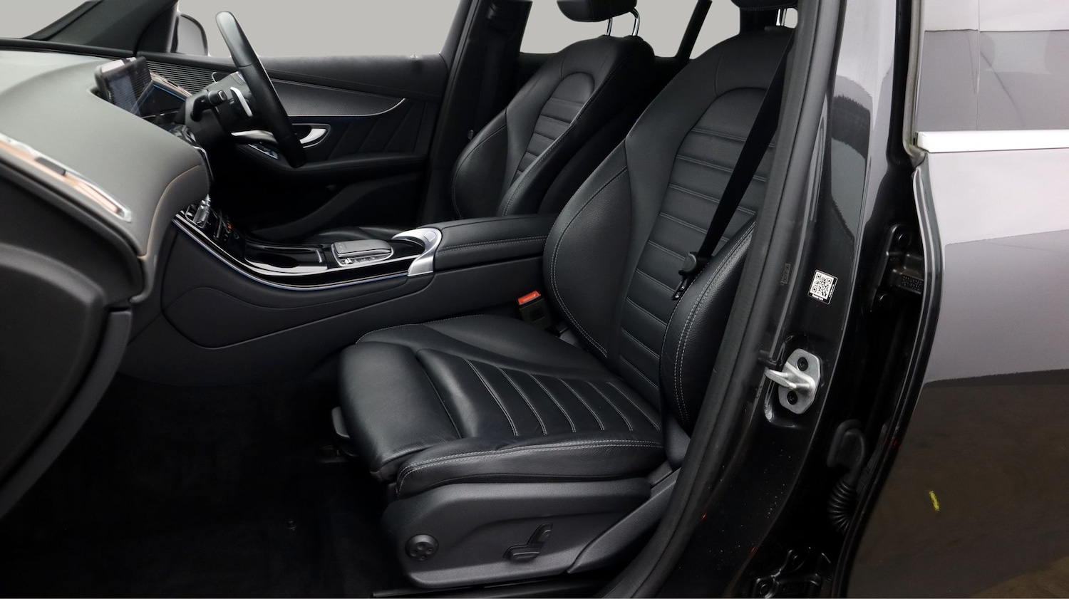 Used Mercedes-Benz EQC 2021 for sale - 77809224: Photo 14