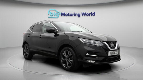 Used Nissan Qashqai 2019 for sale - 76270147: Photo 2