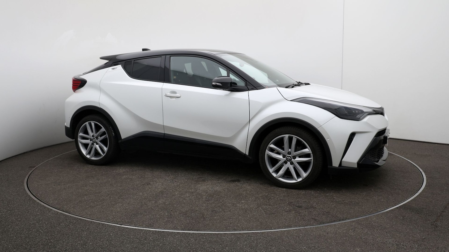 Used Toyota C-HR 2022 for sale - 76810375: Photo 39