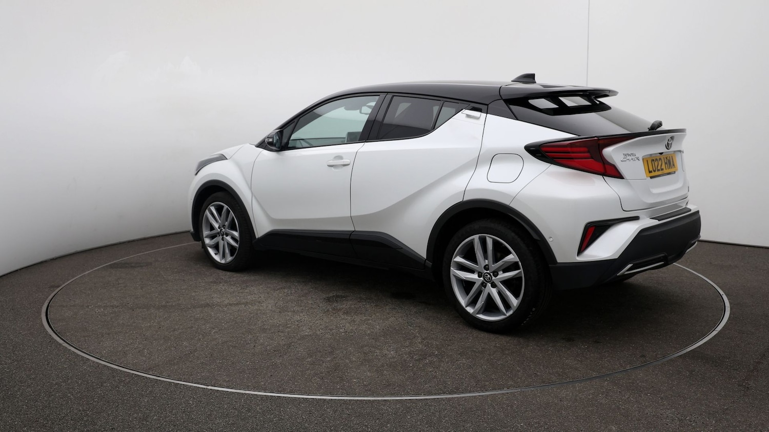 Used Toyota C-HR 2022 for sale - 76810375: Photo 56