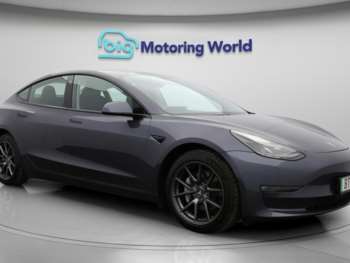 (71) - (Dual Motor) Long Range Saloon 4dr Electric Auto 4WDE (346 ps)