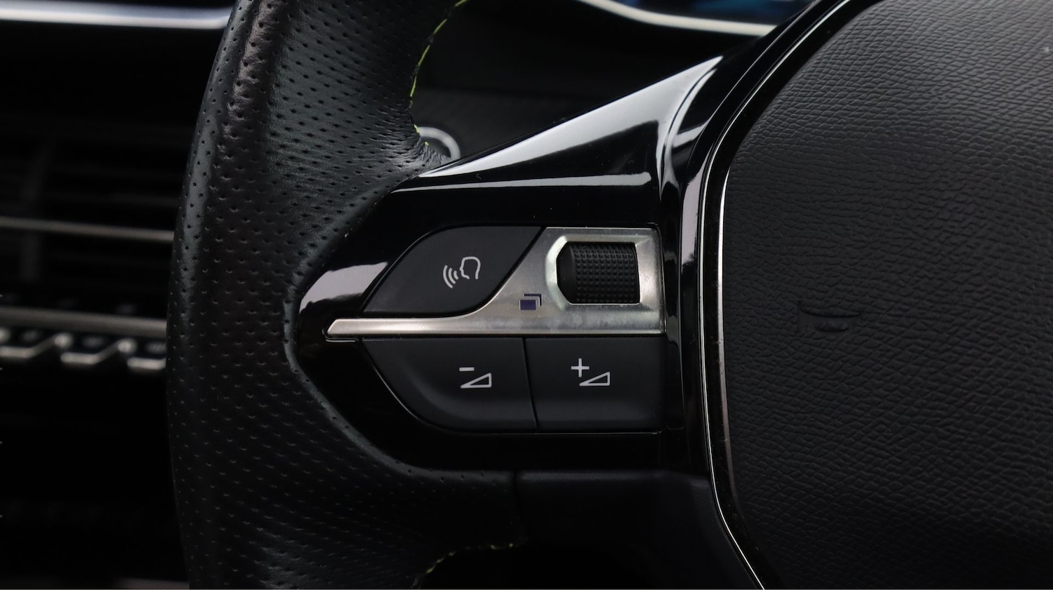 Used Peugeot E-2008 for sale - 77846368: Photo 22