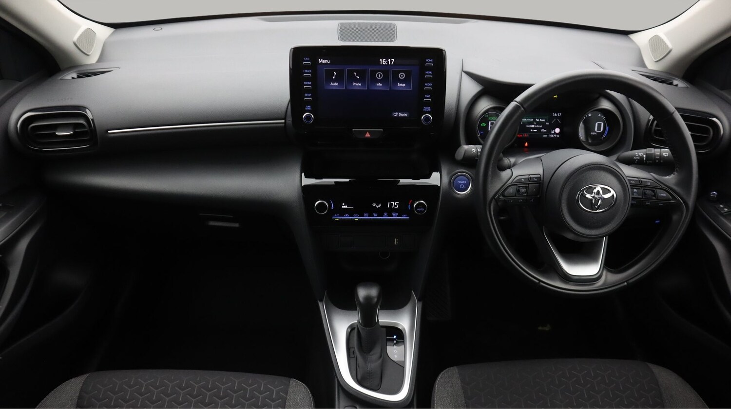 Used Toyota Yaris Cross 2023 for sale - 77508878: Photo 13