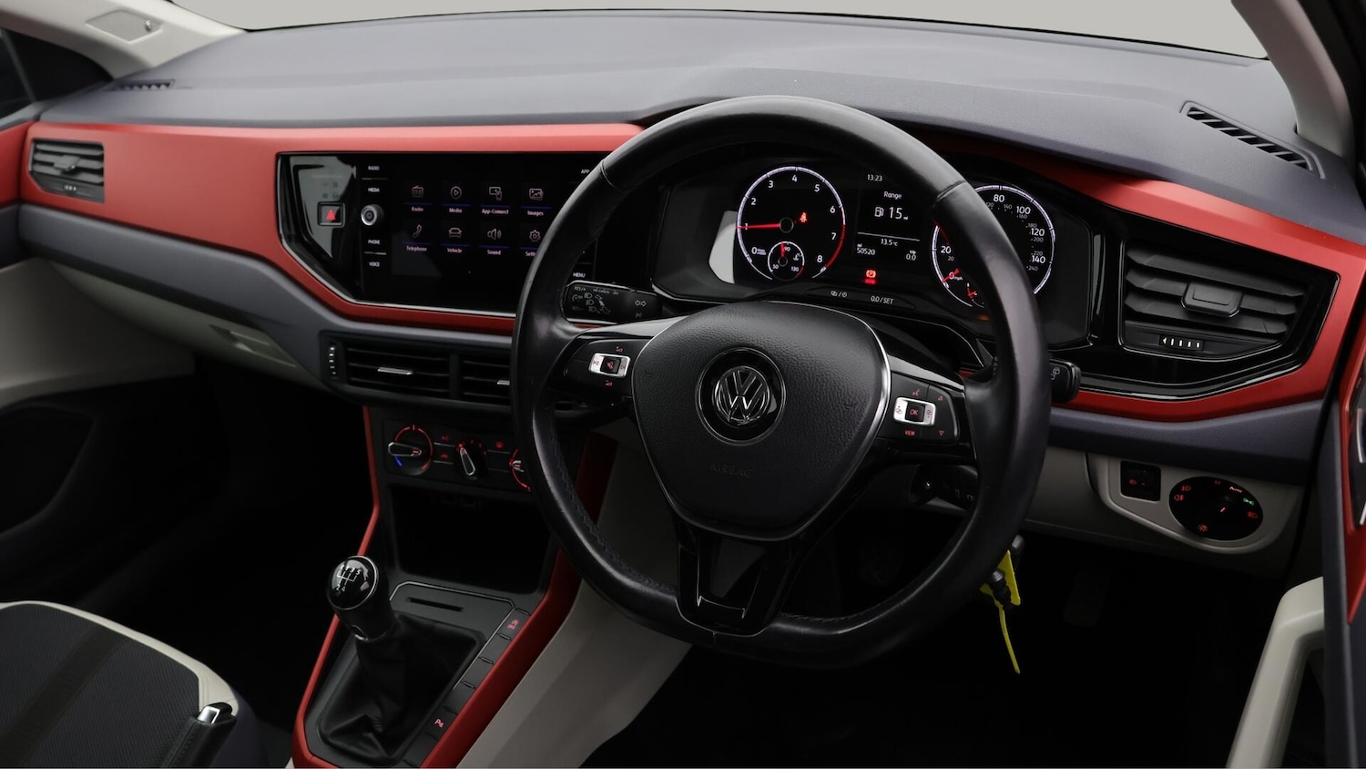 Used Volkswagen Polo 2018 for sale - 76306910: Photo 10