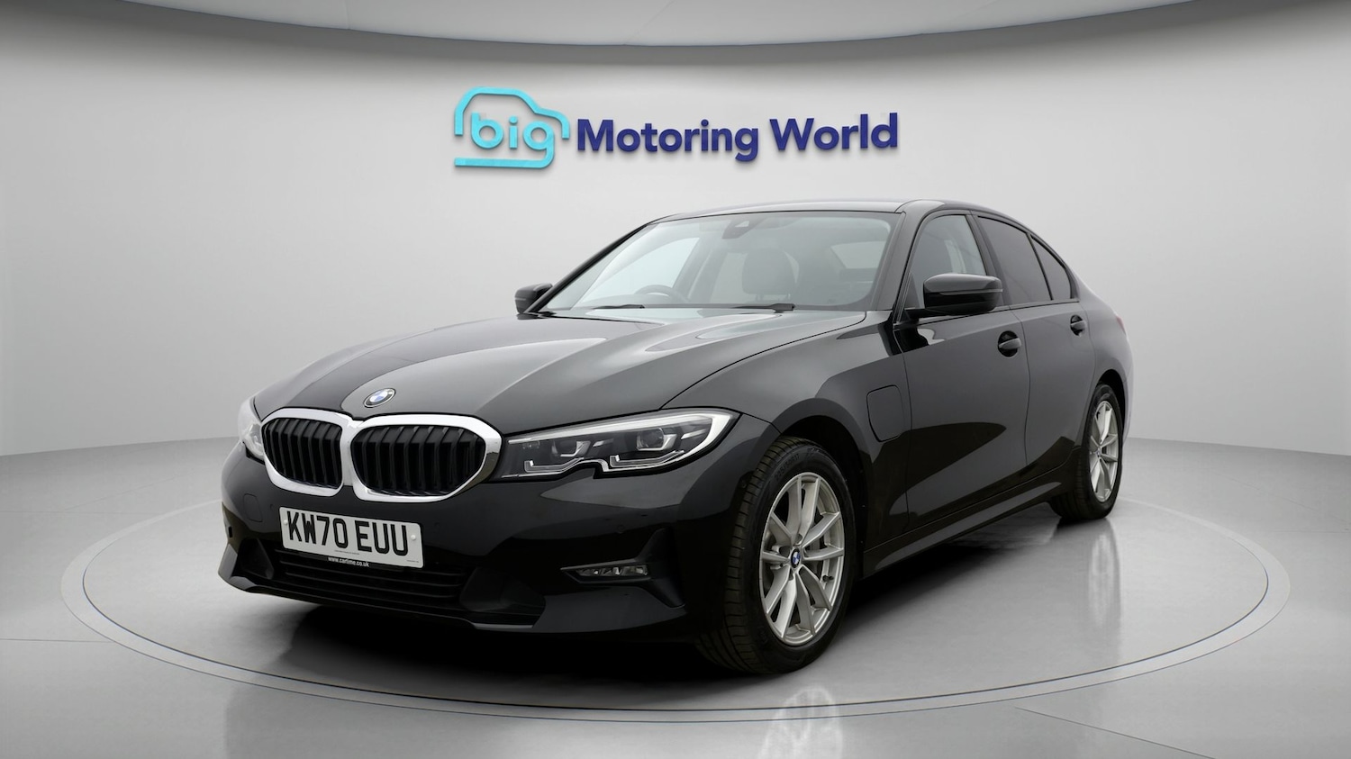 Used BMW 3 Series 2020 for sale - 77934900: Photo 2
