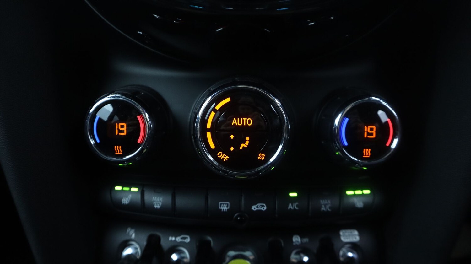 Used MINI Hatch 2021 for sale - 77195362: Photo 12