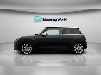 Used MINI Hatch 2021 for sale - 77195362: Photo