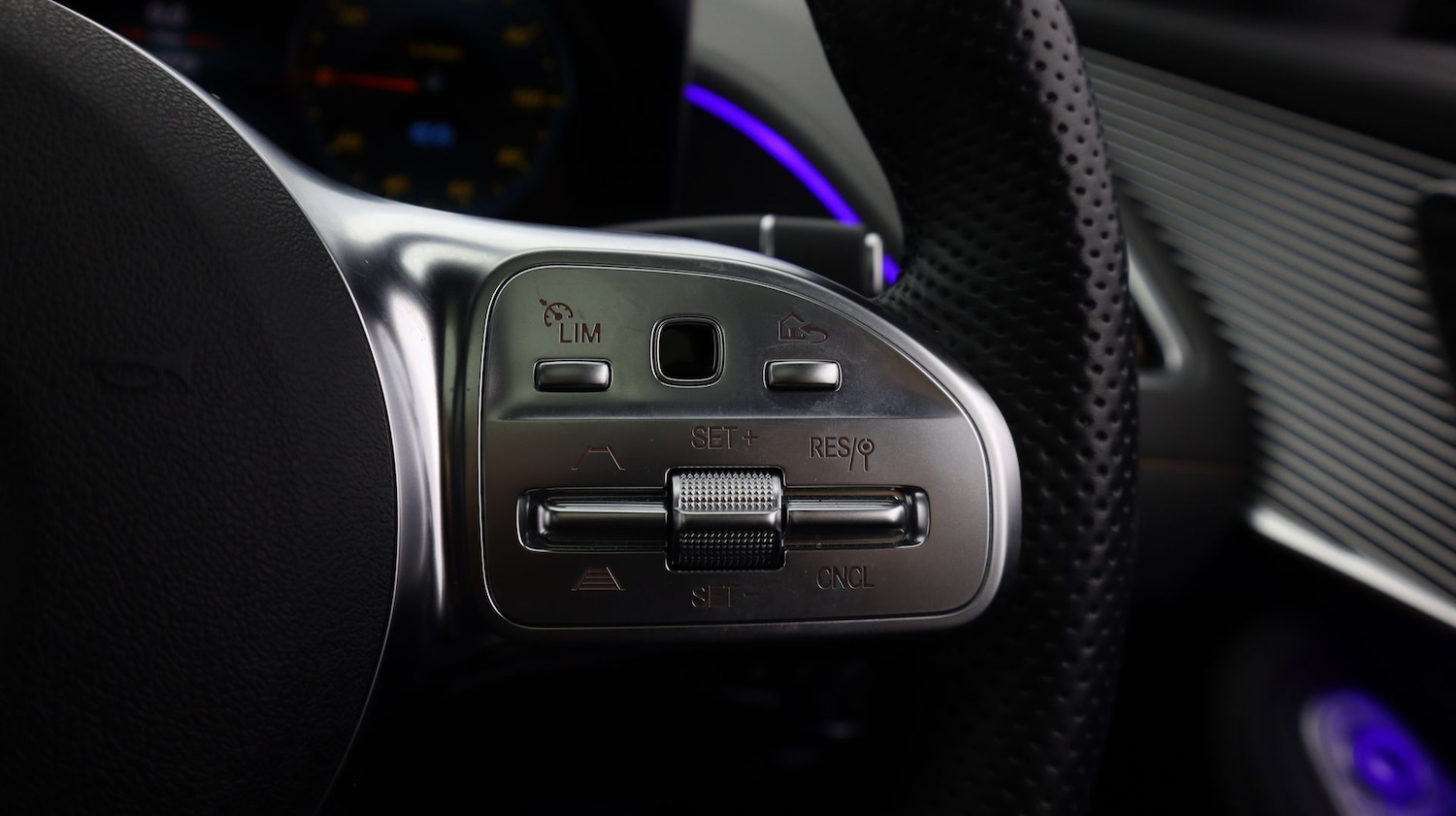 Used Mercedes-Benz EQC 2022 for sale - 77428922: Photo 28