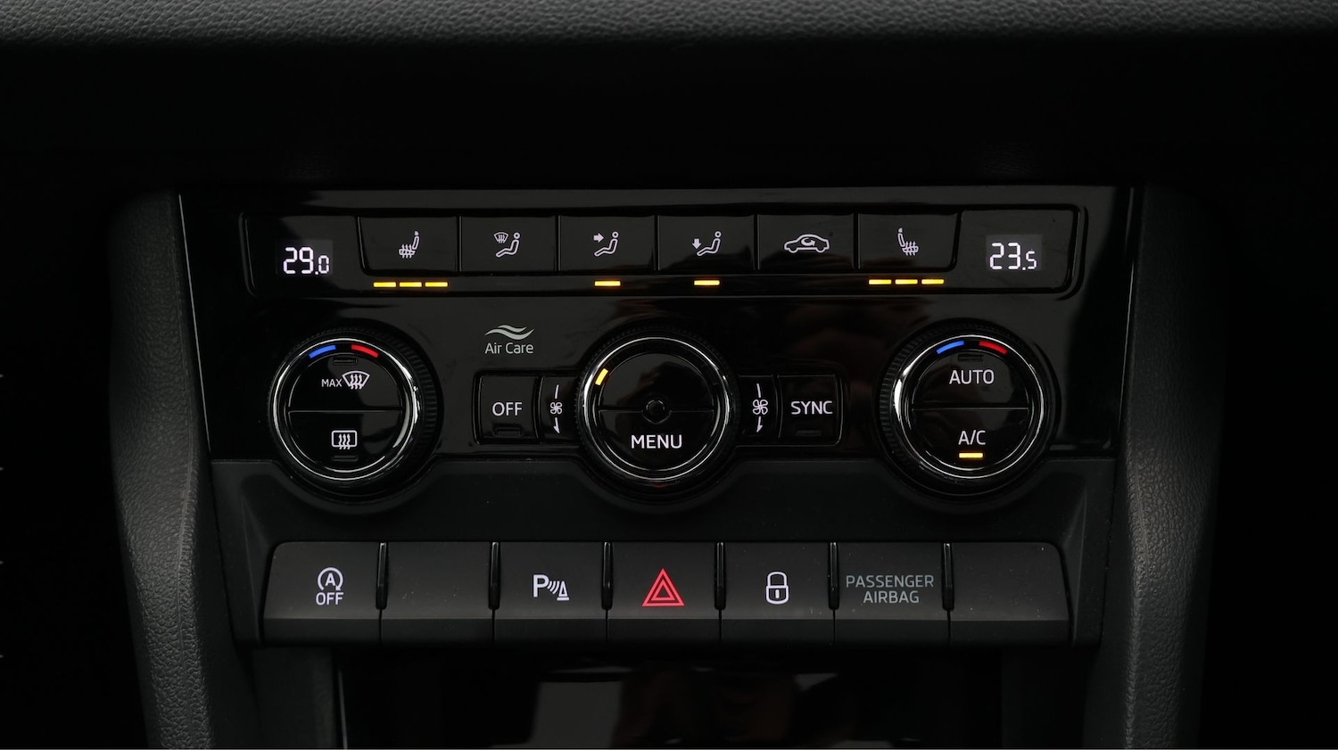 Used Skoda Karoq 2023 for sale - 77980814: Photo 12