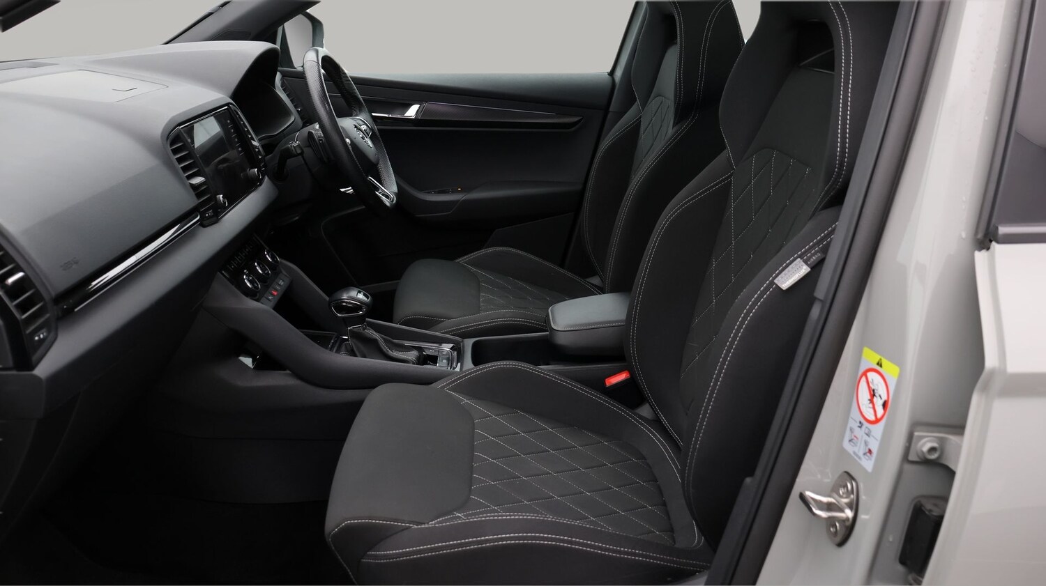 Used Skoda Karoq 2023 for sale - 77980814: Photo 14