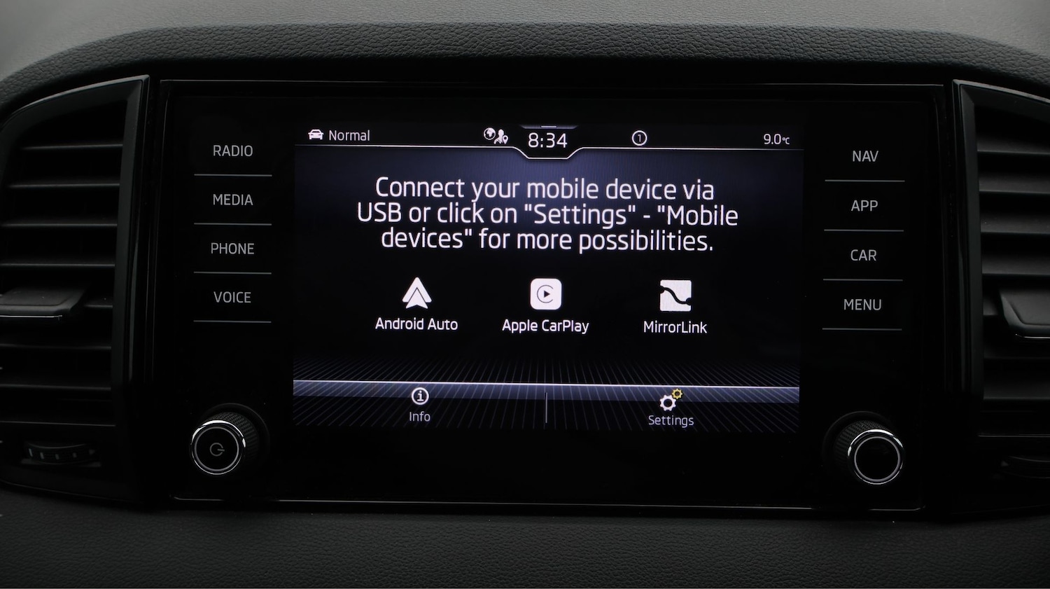 Used Skoda Karoq 2023 for sale - 77980814: Photo 27