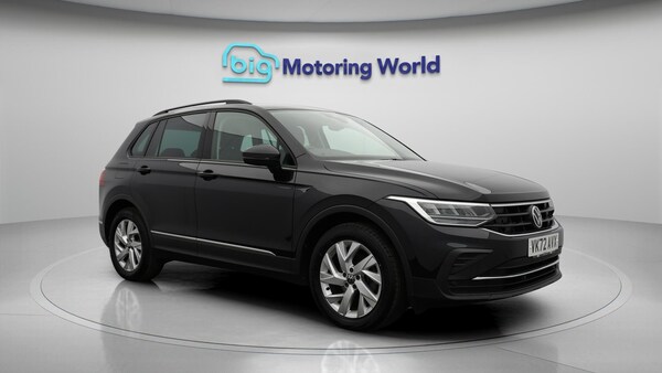 Used Volkswagen Tiguan 2022 for sale - 76214666: Photo 2