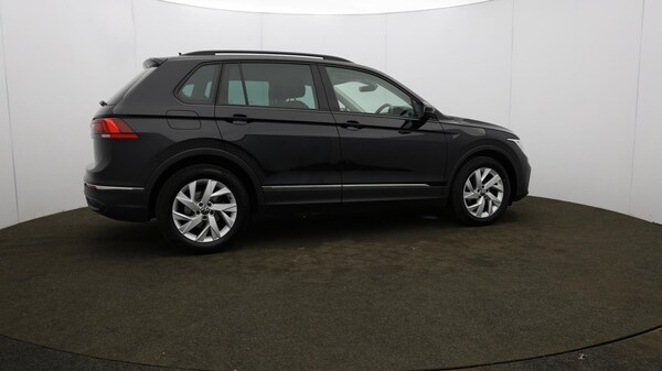 Used Volkswagen Tiguan 2022 for sale - 76214666: Photo 57