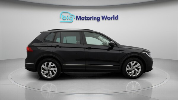 Used Volkswagen Tiguan 2022 for sale - 76214666: Photo 9