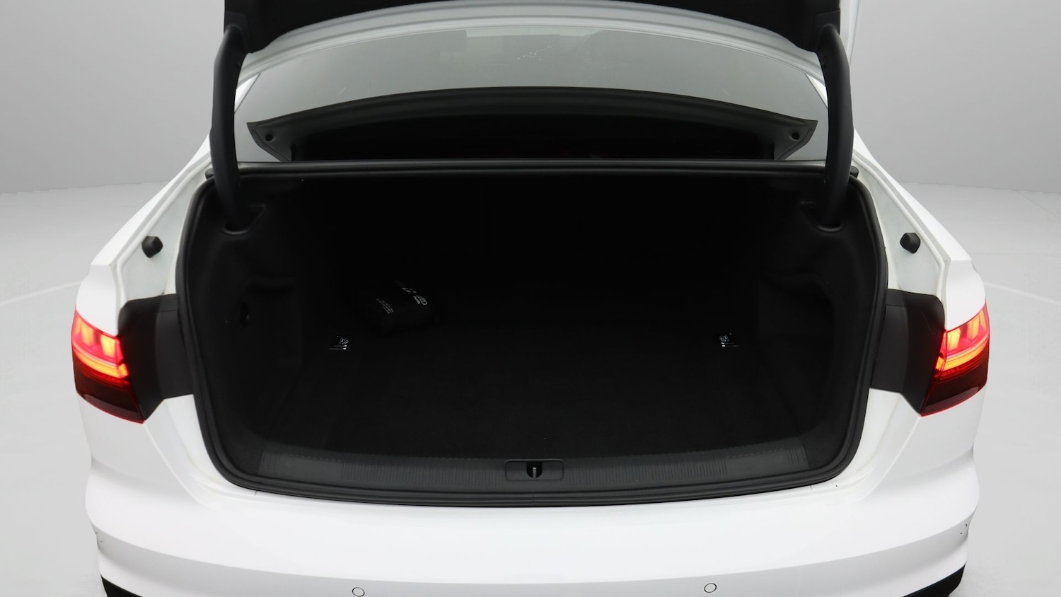 Used Audi A4 2021 for sale - 77433881: Photo 17