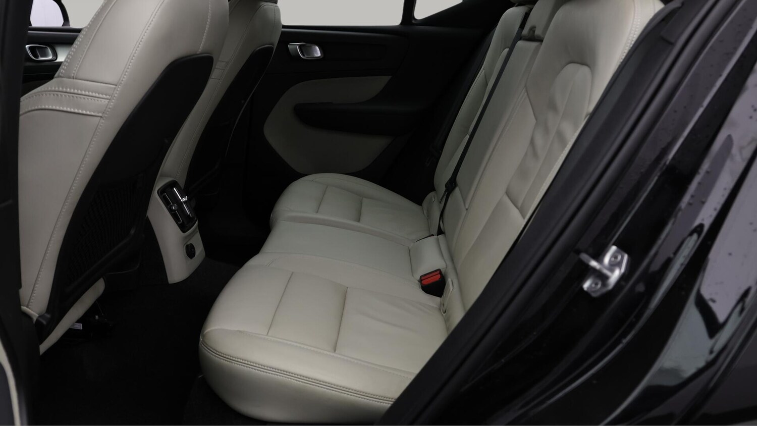 Used Volvo XC40 2021 for sale - 76282980: Photo 17