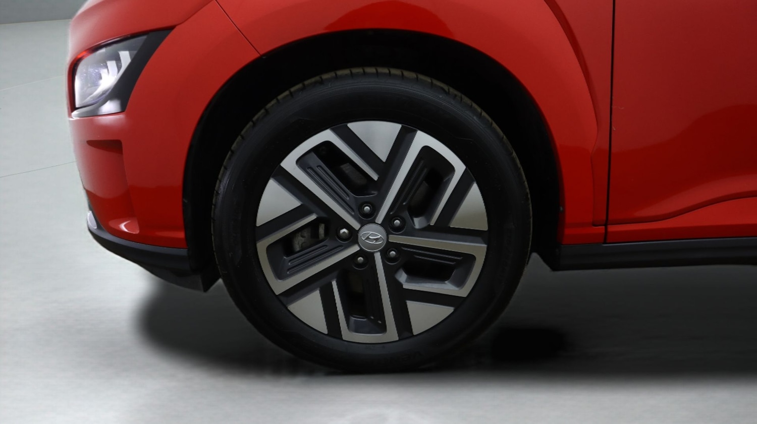 Used Hyundai KONA 2023 for sale - 77775336: Photo 18