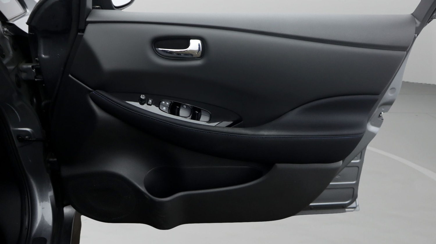 Used Nissan Leaf for sale - 77412550: Photo 15