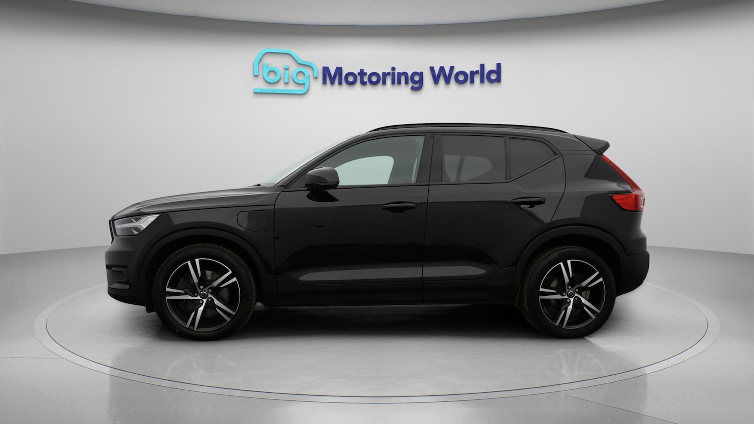 Used Volvo XC40 2021 for sale - 76700639: Photo 5