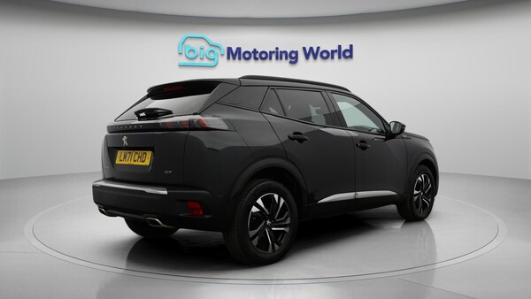 Used Peugeot 2008 2021 for sale - 76283002: Photo 8