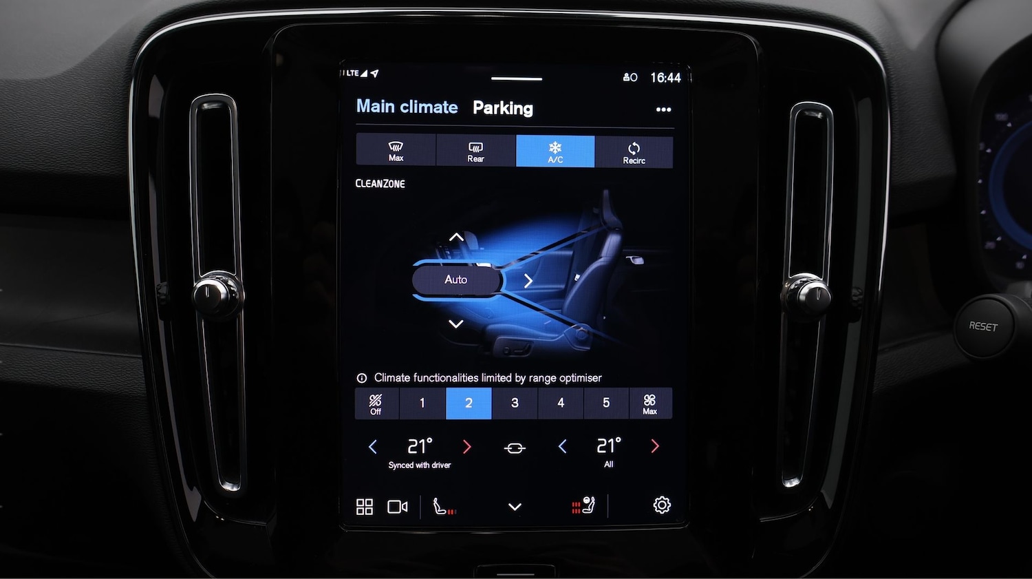 Used Volvo C40 2022 for sale - 78179942: Photo 12