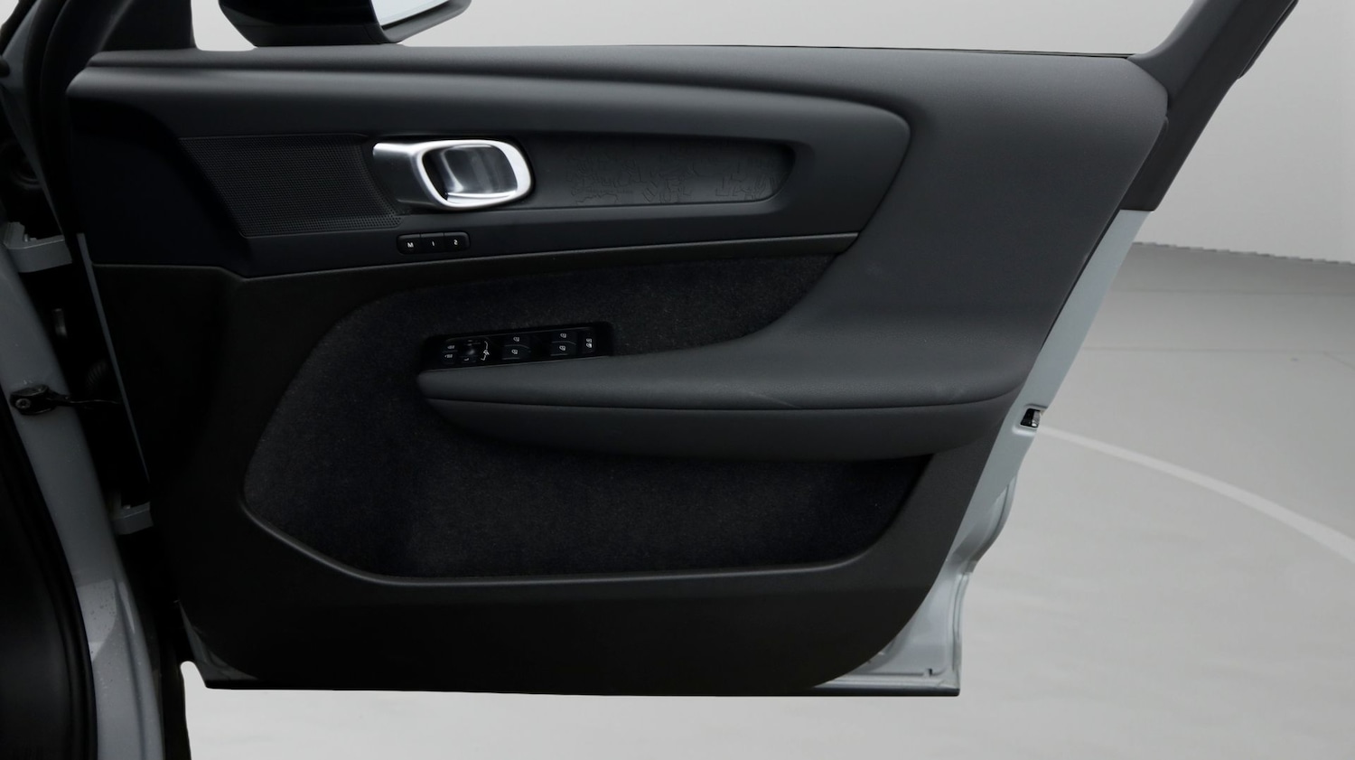 Used Volvo XC40 2024 for sale - 77656456: Photo 15