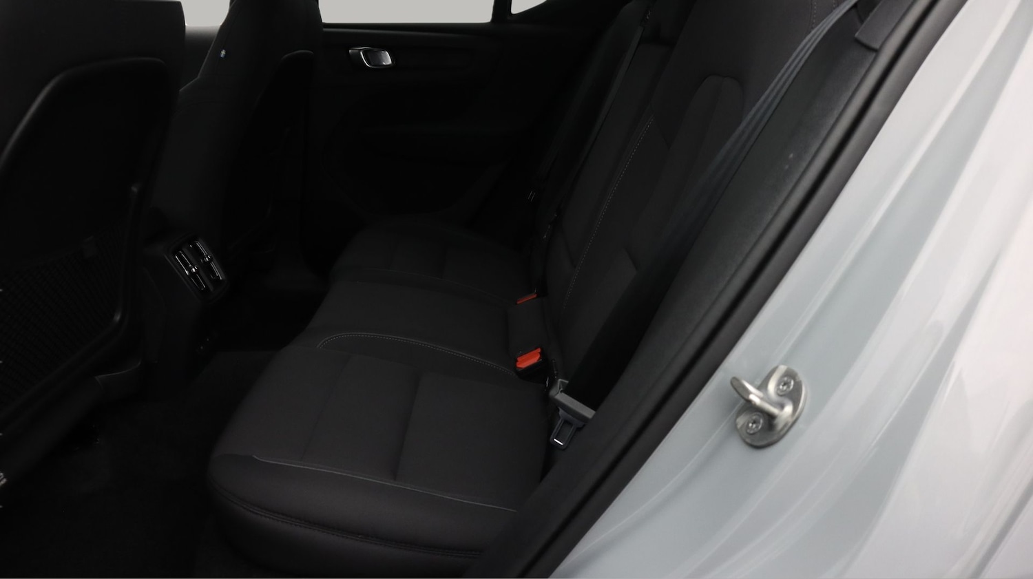 Used Volvo XC40 2024 for sale - 77656456: Photo 16