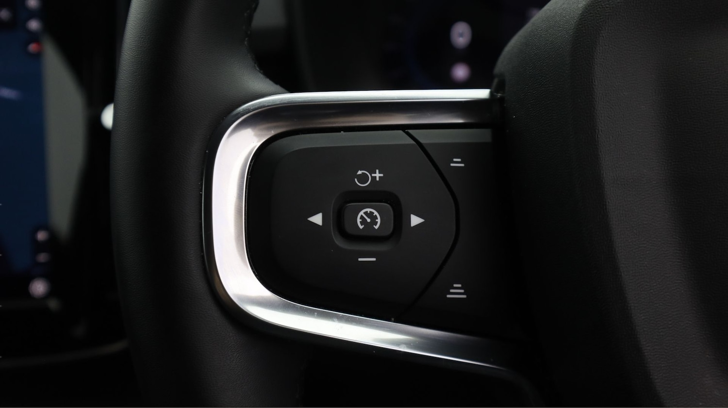 Used Volvo XC40 2024 for sale - 77656456: Photo 20