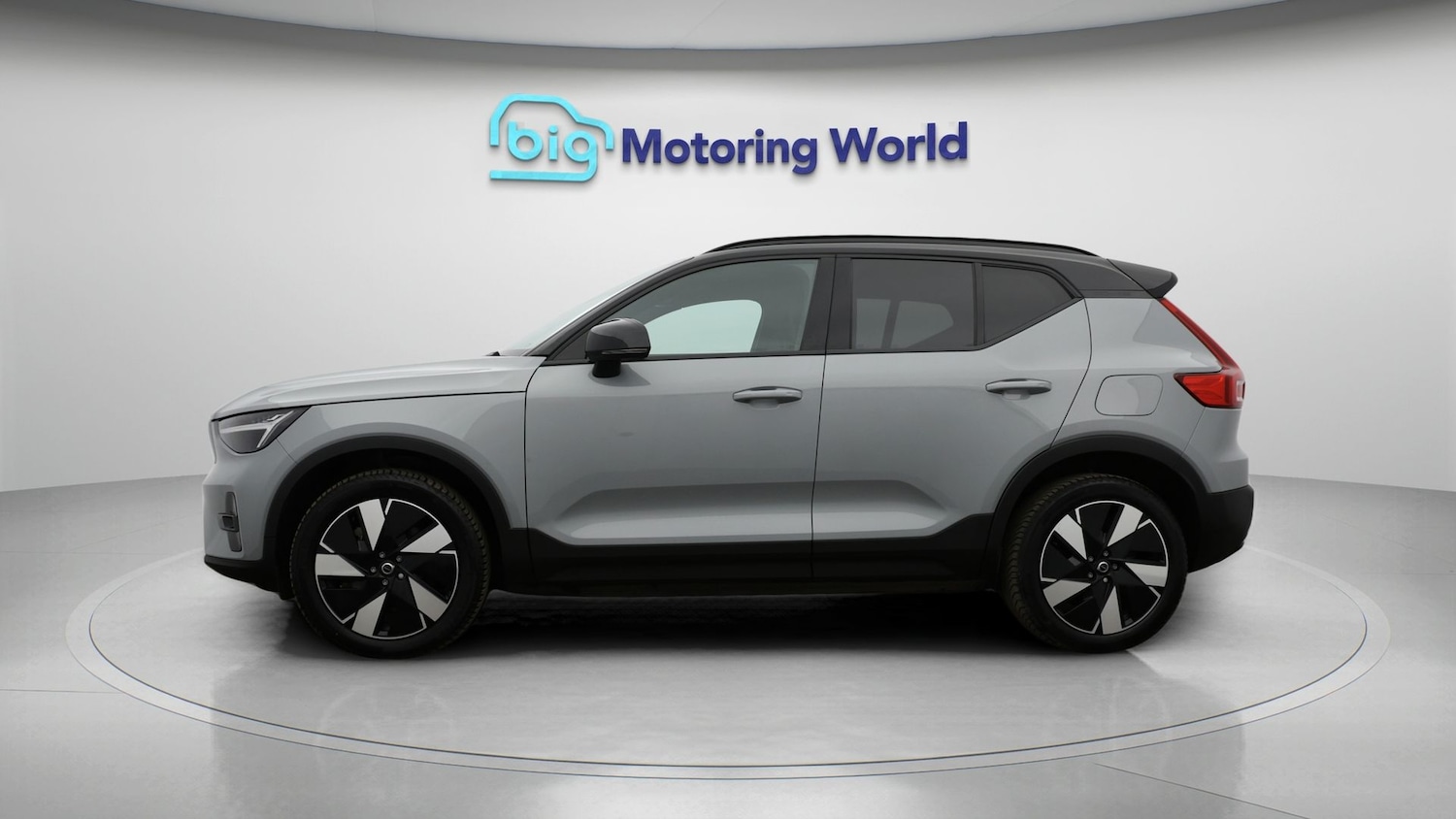 Used Volvo XC40 2024 for sale - 77656456: Photo 4