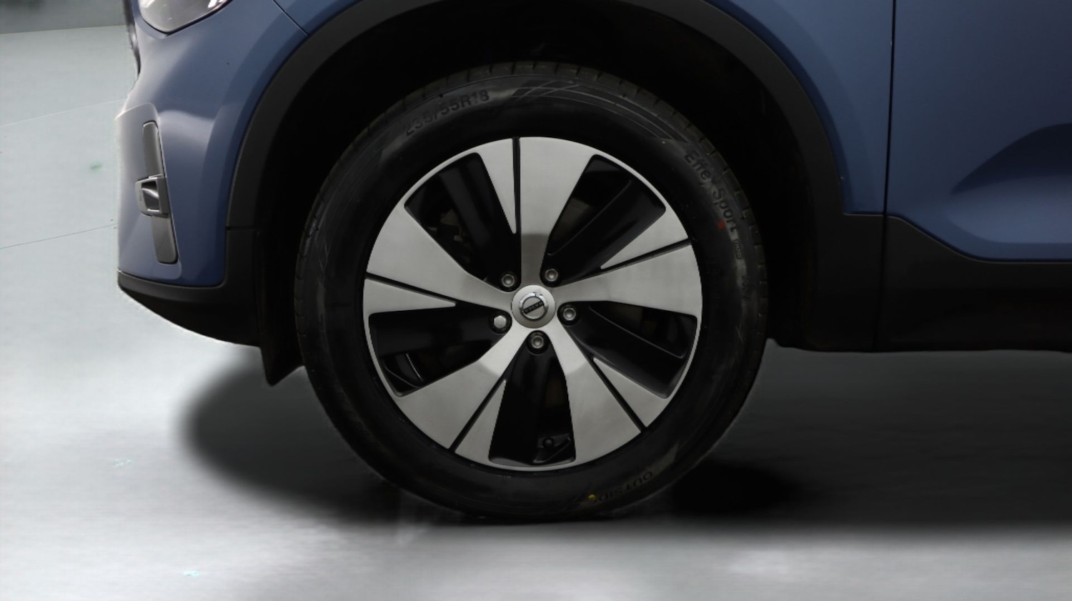 Used Volvo XC40 2023 for sale - 77289581: Photo 18