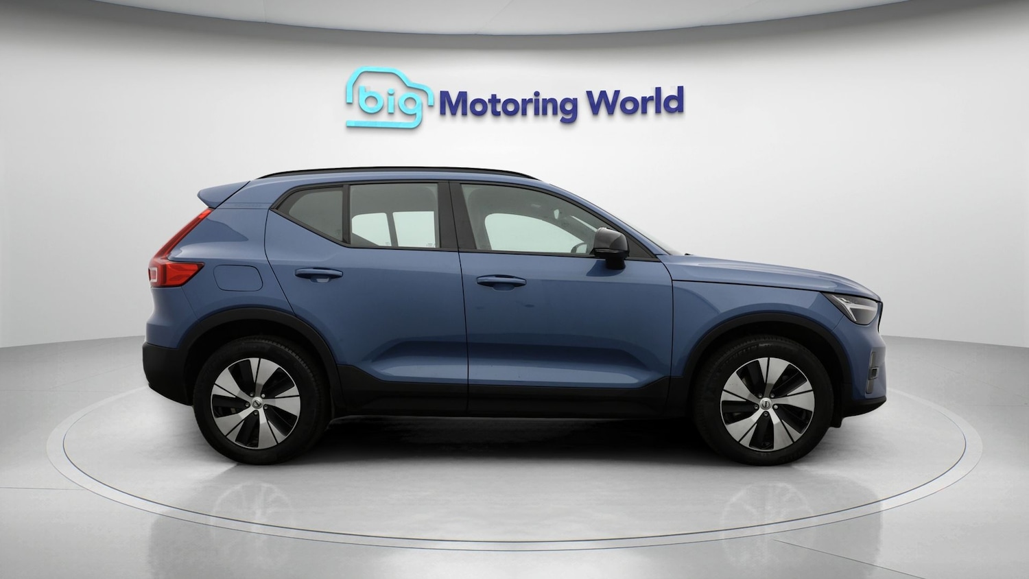 Used Volvo XC40 2023 for sale - 77289581: Photo 8
