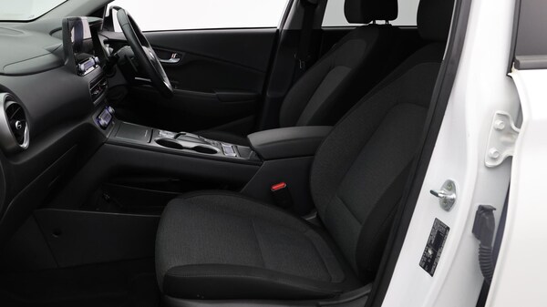 Used Hyundai KONA 2022 for sale - 76318121: Photo 15